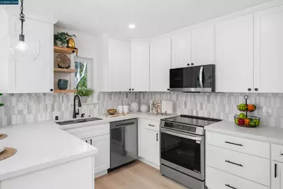 2933 Ptarmigan Dr #3, Walnut Creek, CA 94595 - Photo 18