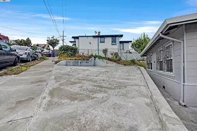 2607 23rd Ave, Oakland, CA 94606 - Photo 16