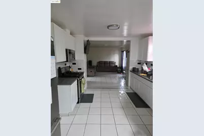 9821 E St, Oakland, CA 94503 - Photo 8