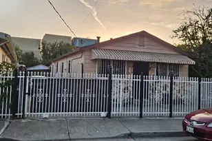 9821 E St, Oakland, CA 94503 - Photo 1