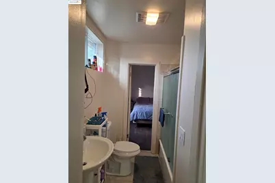 9821 E St, Oakland, CA 94503 - Photo 12