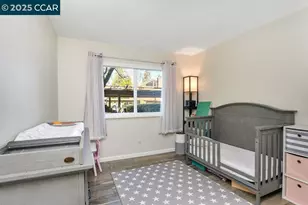 896 Camelback Pl, Pleasant Hill, CA 94523 - Photo 14