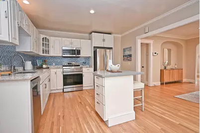 3044 58th Ave, Oakland, CA 94605 - Photo 14