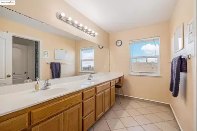 1126 Oakpoint Dr, Bay Point, CA 94565 - Photo 20
