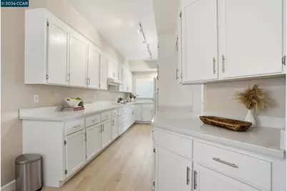 1221 Avenida Sevilla #1B, Walnut Creek, CA 94595 - Photo 12