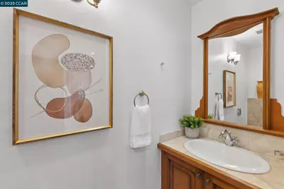 40 Las Palomas, Orinda, CA 94563 - Photo 24