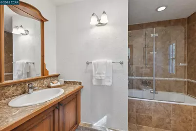 40 Las Palomas, Orinda, CA 94563 - Photo 34