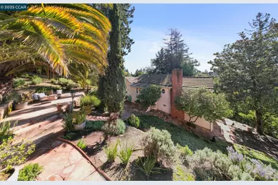 40 Las Palomas, Orinda, CA 94563 - Photo 48