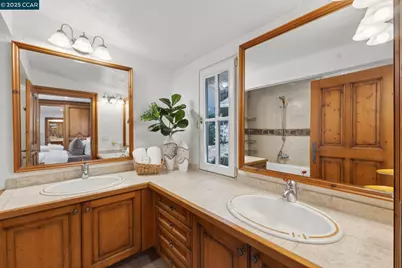 40 Las Palomas, Orinda, CA 94563 - Photo 22