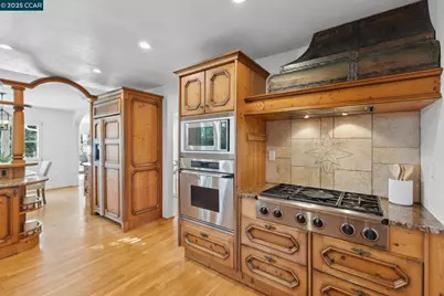 40 Las Palomas, Orinda, CA 94563 - Photo 16