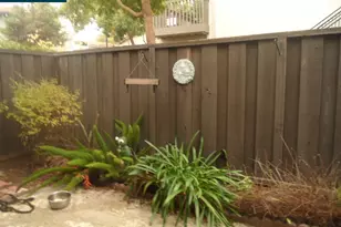 1405 Hull Ln, Martinez, CA 94553 - Photo 16