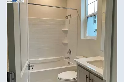 2151 Daimler St, Lathrop, CA 95330 - Photo 12