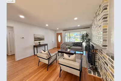 17453 Via Valencia, San Lorenzo, CA 94580 - Photo 6