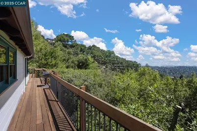 37 La Madronal, Orinda, CA 94563 - Photo 16