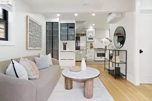 786 Trestle Glen Rd, Oakland, CA 94610 - Photo 20