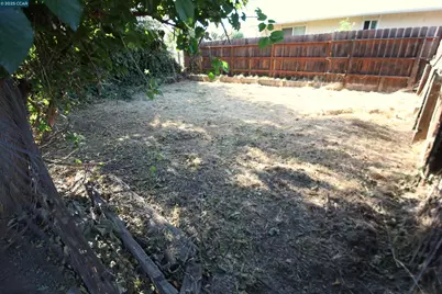 10 School St, Isleton, CA 95641 - Photo 22