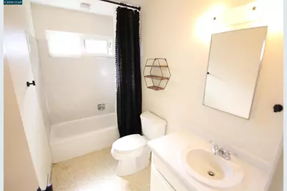 10 School St, Isleton, CA 95641 - Photo 8
