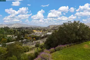 2232 Golden Rain Rd, Walnut Creek, CA 94595 - Photo 2