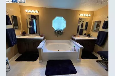 23 Palm Drive, Union City, CA 94587 - Photo 22