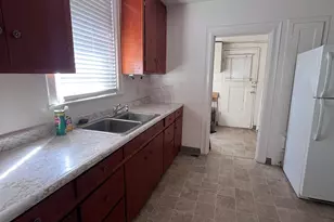 699 33rd St, Oakland, CA 94609 - Photo 12