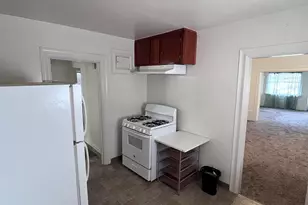 699 33rd St, Oakland, CA 94609 - Photo 10