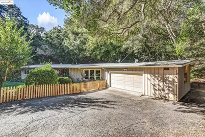 7 Saint Stephens Dr, Orinda, CA 94563 - Photo 2