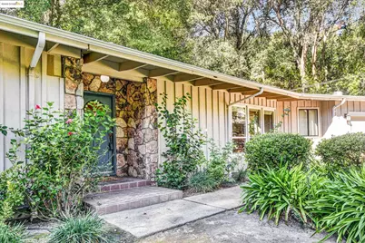 7 Saint Stephens Dr, Orinda, CA 94563 - Photo 4