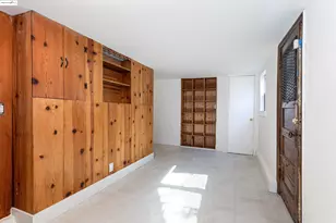 7601 Holly St, Oakland, CA 94621 - Photo 44