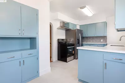 7601 Holly Street, Oakland, CA 94621 - Photo 26