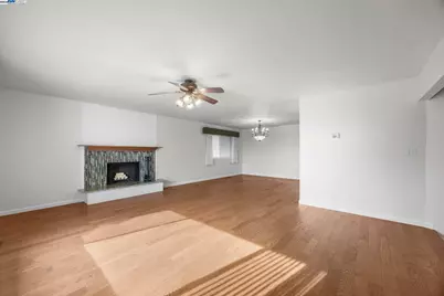 699 Fiesta Place, Hayward, CA 94544 - Photo 4