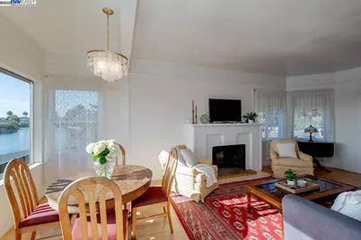 2000 Clinton Ave, Alameda, CA 94501 - Photo 12