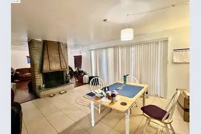 7241 Milford St, Sacramento, CA 95822 - Photo 2