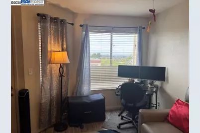 20917 Locust Unit E, Hayward, CA 94541 - Photo 2