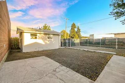25007 Oneil Ave, Hayward, CA 94544 - Photo 28