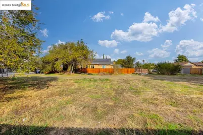 64 Bella Monte Ave, Bay Point, CA 94565 - Photo 16