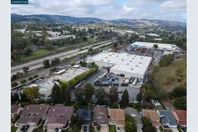 4962 Shadowfalls Dr, Martinez, CA 94553 - Photo 42