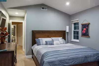 4962 Shadowfalls Dr, Martinez, CA 94553 - Photo 20