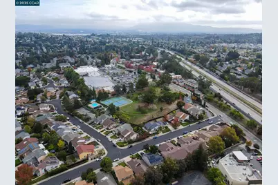 4962 Shadowfalls Dr, Martinez, CA 94553 - Photo 44
