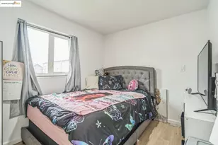 874 Pine St, Oakland, CA 94607 - Photo 24