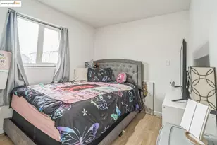 874 Pine St, Oakland, CA 94607 - Photo 22