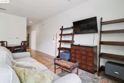 6466 Hollis St #242, Emeryville, CA 94608 - Photo 6