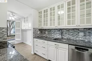 2 Admiral Dr, Emeryville, CA 94608 - Photo 24