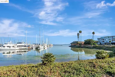 2 Admiral Drive #B276, Emeryville, CA 94608 - Photo 8