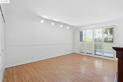 2 Admiral Drive #B276, Emeryville, CA 94608 - Photo 12