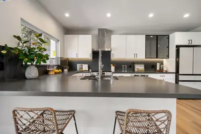 354 49th, Oakland, CA 94609 - Photo 14