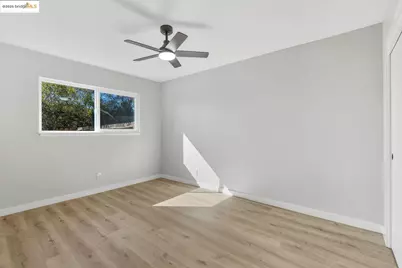 2956 Mullens Dr, Richmond, CA 94806 - Photo 18