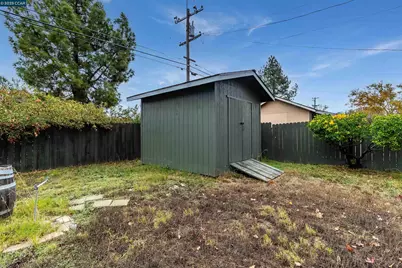 1216 Lincoln St, Fairfield, CA 94533 - Photo 18