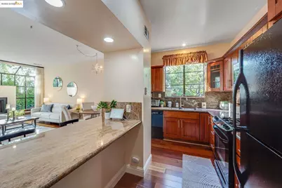 2316 Blake St #D, Berkeley, CA 94704 - Photo 10