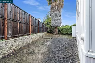 83 A St, Concord, CA 94520 - Photo 38