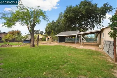 246 Oak Ave, Galt, CA 95632 - Photo 32